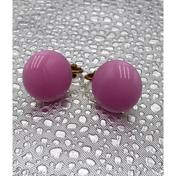 CORO Clips Earrings Pink Lucite Vintage Plastic Dome Gold Tone - Picture 1 of 7